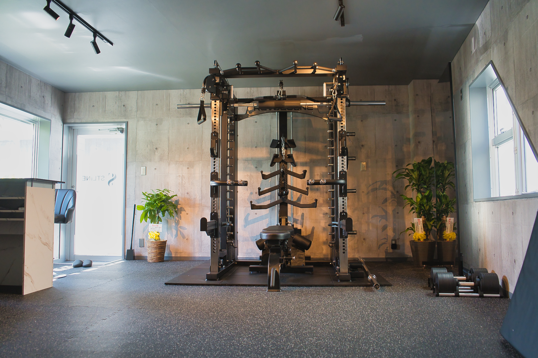 ストレッチ&トレーニング【STLiNE】 上野毛店